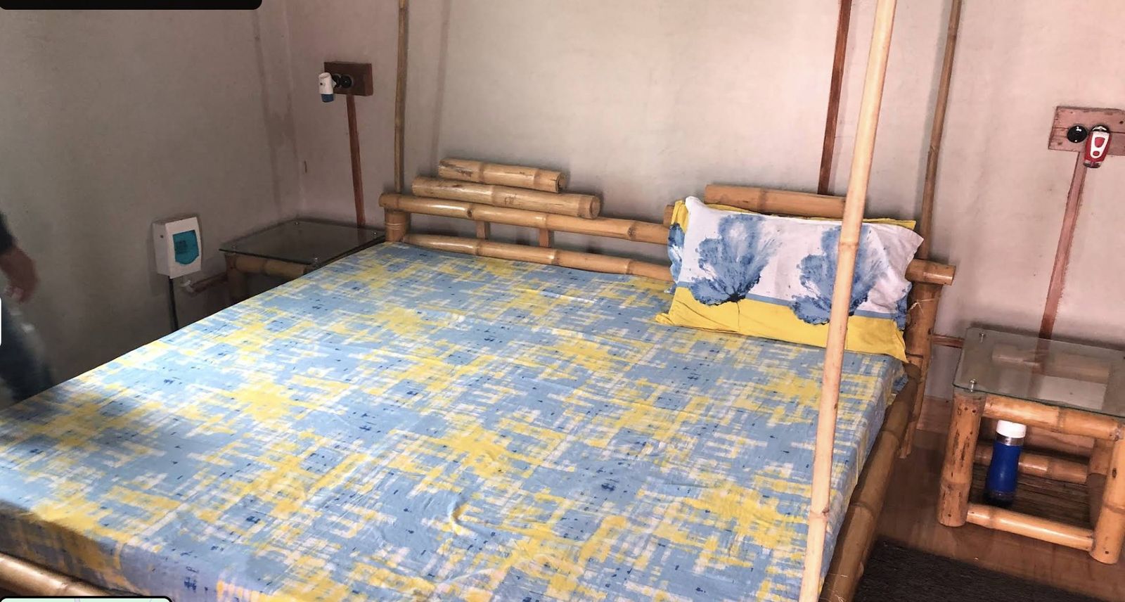 Bamboo bed inside a Sampada cottage